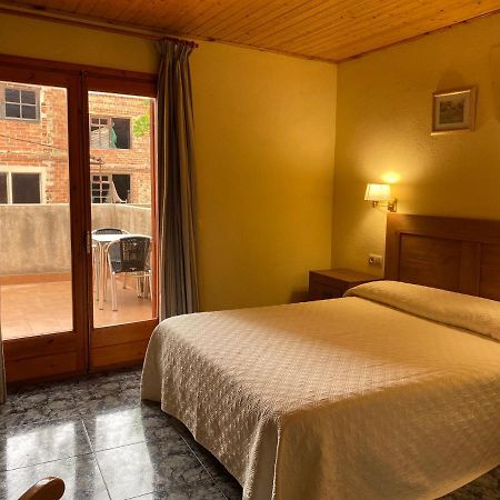 Hotel Rural Cal Amadeu Vilanova de Escornalbou 外观 照片