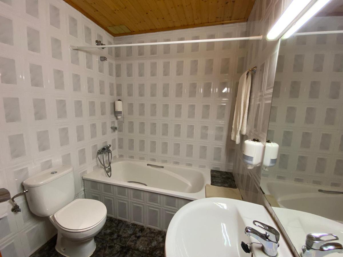 Hotel Rural Cal Amadeu Vilanova de Escornalbou 外观 照片